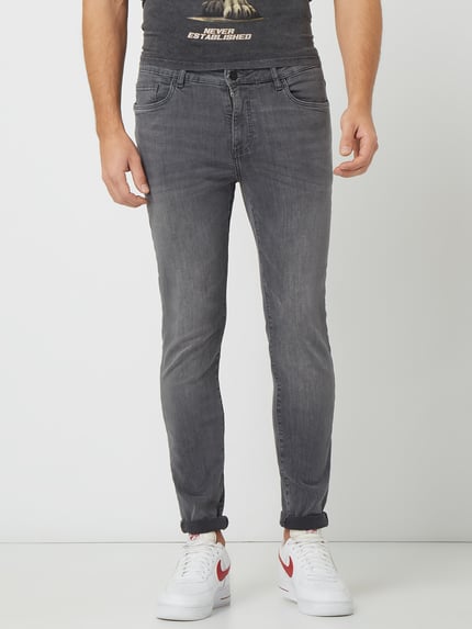 REVIEW Skinny Fit Jeans mit Label-Patch Mittelgrau 4