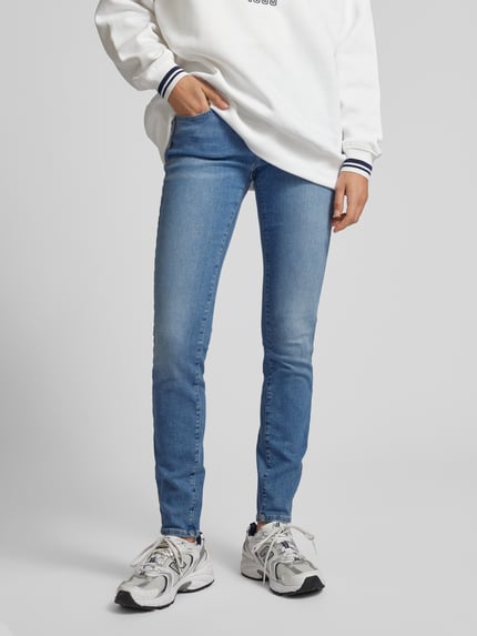 Tommy Jeans Skinny fit jeans van puur biologisch katoen, model 'SOPHIE' Jeansblauw - 4