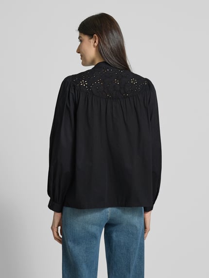 Emily Van den Bergh Relaxed Fit Bluse mit Lochmuster BLACK 5