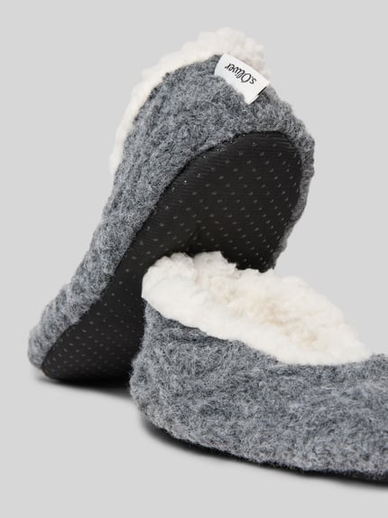 s.Oliver RED LABEL Hausschuhe mit Woll-Anteil und wärmenden Teddyfell-Futter  Anthrazit 2