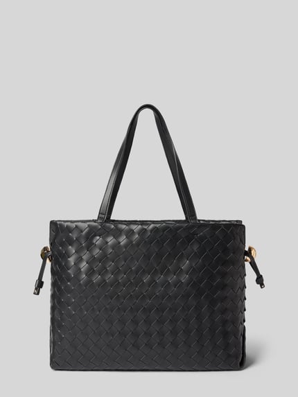 Produktfoto, schwarze Shoulder Bag in Leder-Optik Modell 'Pochette' von Liu Jo White, Flechtstruktur, goldfarbene Details, rechteckige Form