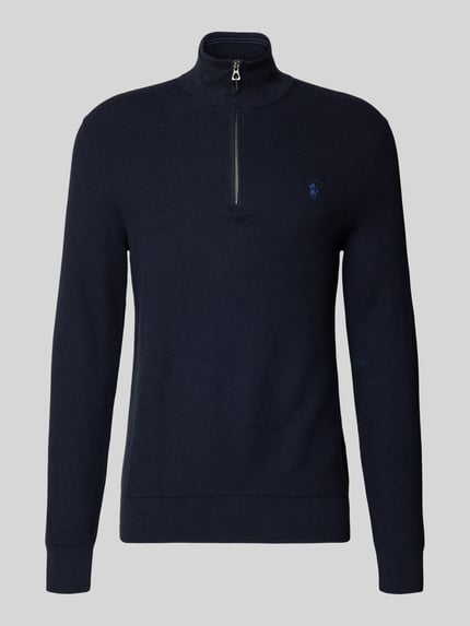 Produktfoto, Strickpullover mit Label-Stitching von Polo Ralph Lauren aus reiner Baumwolle in Dunkelblau, Regular Fit, Stehkragen, kurzer Reißverschluss, gerippte Abschlüsse, dezente Textur, Herrenkollektion