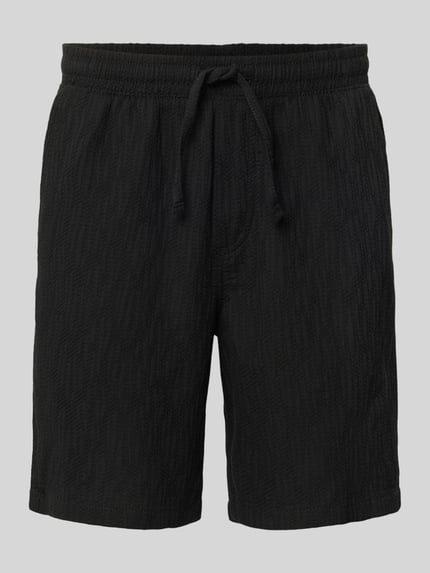 Produktfoto, czarne szorty z fakturowanym wzorem, mieszanka bawełny, krój regular fit, Shorts mit Strukturmuster Modell 'JAIDEN' od Jack & Jones, szerokość w rozmiarze M: 41 cm, długość wewnętrzna nogawki: 21 cm