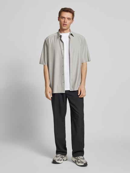 ONLY & SONS Koszula casualowa o kroju relaxed fit z rękawem o dł. 1/2 model ‘BOYY’ Jasnoszary 1