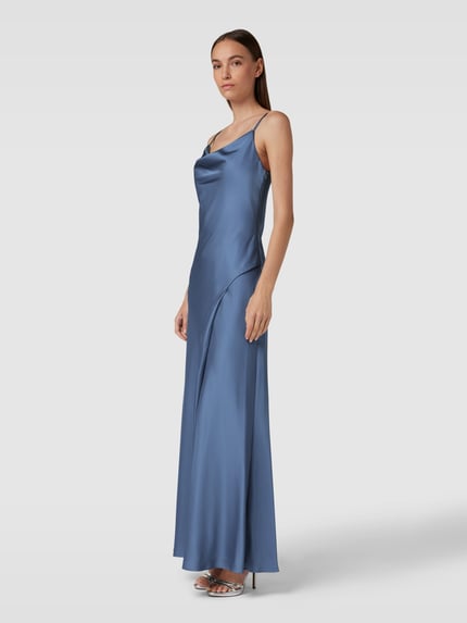 Mascara Maxikleid aus Satin mit Wasserfall-Ausschnitt Rauchblau 1
