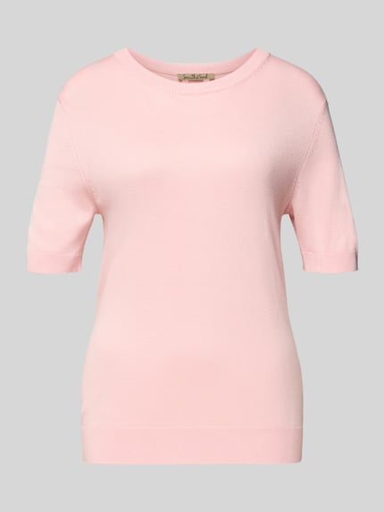 Produktfoto, Strickshirt aus Viskose-Mix mit Rundhalsausschnitt von Smith and Soul, jasnoróżowy, krój slim fit, gładka tekstura, prążkowane wykończenia, długość tyłu 56 cm, długość rękawa 23 cm
