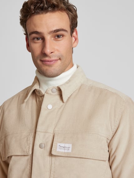 KnowledgeCotton Apparel Hemdjacke mit Brusttaschen Modell 'Corduroy' Hellgrau 3