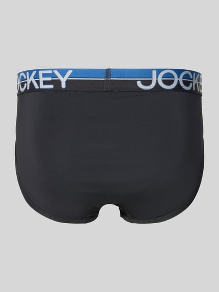 Männermodel trägt Slim Fit Slip mit Logo-Stitching im 3er-pack von Jockey, Elastischer-Material-Mix, elastischer Bund, Ganzkörperansicht Rückansicht.