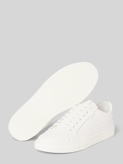Produktfoto, Sneaker aus echtem Leder mit Logo-Detail Modell 'Cupsole' von PS Poelman in Weiß, abgerundete Passform, Herren, Absatzhöhe 3 cm, Schafthöhe 7 cm, Schaftweite 9 cm, glatte Oberflächenstruktur, minimalistische Formgebung