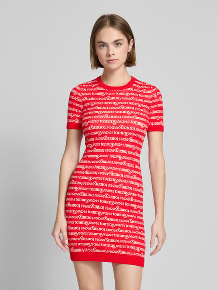 Tommy Jeans T-Shirt-Kleid mit Rundhalsausschnitt Modell 'SCRIPT' Rot 4