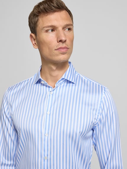 Jake*s Slim Fit Business Hemd aus Baumwolle mit Haifischkragen Bleu 3