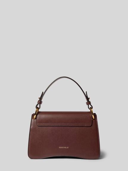 Produktfoto, Shoulder Bag mit Logo-Detail von Coccinelle, torba na ramię damska z Główna przegroda z klapką, pasek na ramię, detal z logo, zapięcie na magnes, Szerokość w rozmiarze 1: 22 cm, Długość w rozmiarze 1: 18 cm, Głębokość w rozmiarze 1: 9 cm, długość paska na ramię w rozmiarze 1: 38 cm, brązowy, gładka tekstura