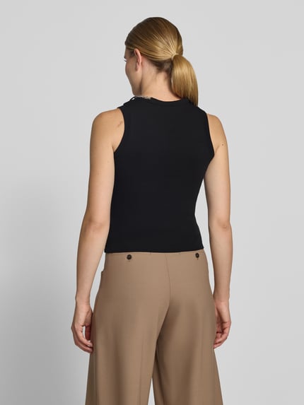 Vrouwenmodel draagt zwart Slim Fit Top uit katoenmix model 'Delolly' van HUGO, Dames top, Ganzichaansicht achteraan.
