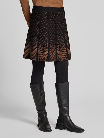 Apricot Strickrock im Allover-Look mit elastischem Bund Black 4