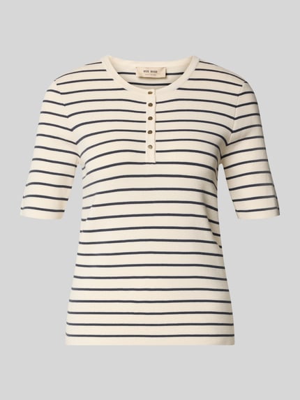Produktfoto, gebreid shirt van viscosemix model 'Aliz Caliz' van MOS MOSH in crème met zwarte strepen, nauwsluitend, ronde hals, 1/2-mouwen, korte knoopsluiting, ruglengte maat S 58 cm, mouwlengte maat S 27 cm