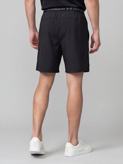 Under Armour Regular Fit Sportshorts mit Logo-Print Black 5