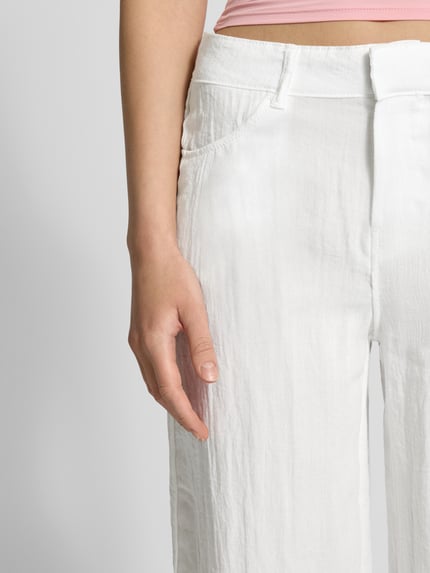 Weekday Straight Leg Stoffhose in Crinkle-Optik Modell 'Sander' Offwhite 3