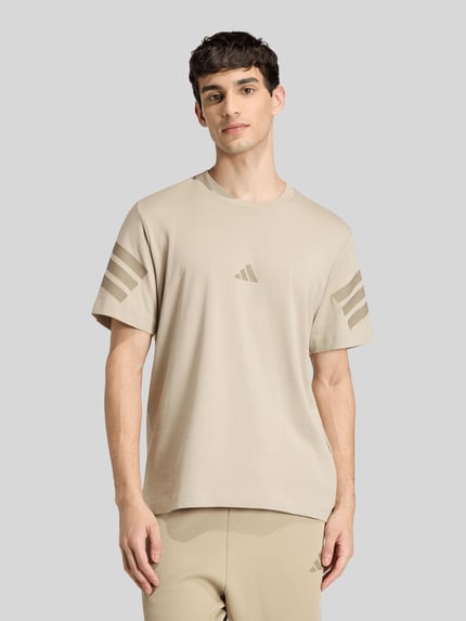 adidas Sportswear Regular Fit T-Shirt aus reiner Baumwolle Beige 4