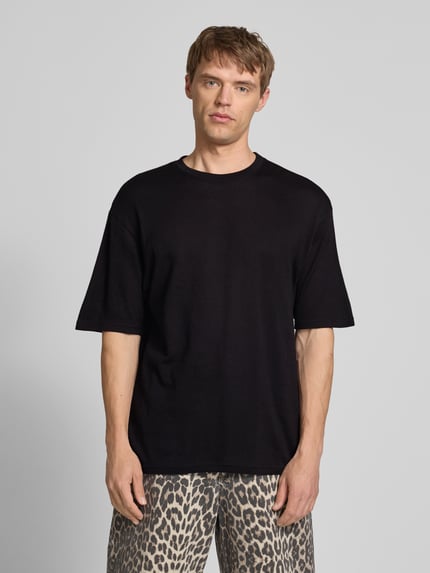 REVIEW Bouclé T-Shirt mit Label-Detail Black 4