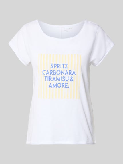 Produktfoto, T-Shirt mit Statement-Print von Christian Berg Woman aus reiner Baumwolle in Weiß mit gelbem und blauem Print, Rundhalsausschnitt, Regular Fit, Rollsaum, Rückenlänge 60 cm, glatte Textur