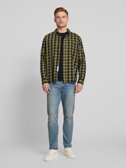 ARMEDANGELS Regular Fit Freizeithemd mit Label-Stitching Modell 'NOAAMOS' Apfel 1