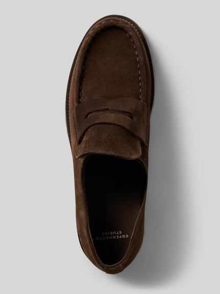 Produktfoto, Loafer mit Strukturmuster von Copenhagen in Dunkelbraun, abgerundete Passform, profilierte Sohle, Zierbesatz, Damenmodell