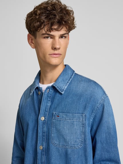 Tommy Jeans Kurtka jeansowa o kroju relaxed fit z lekkiego denimu Jeansowy niebieski 3