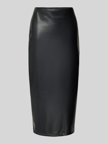 Produktfoto, schwarzer Midirock in Leder-Optik von ZABAIONE, körpernahe Passform, glatte Textur, Bundweite 35 cm, Länge 81 cm.