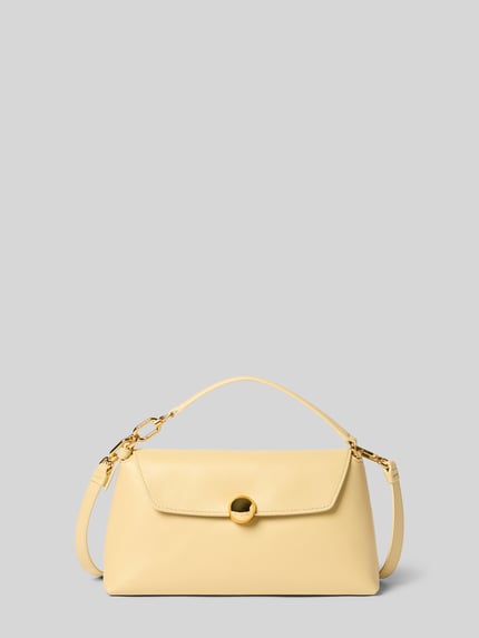 Productfoto, Shoulder Bag aus echt leer Model 'SFERA' van FURLA in lichtgeel met goudkleurige details, hoofdvak met overslag en magneetsluiting, verstelbare schouderband, afneembare draagriem, vakken voor pasjes binnenin, breedte 24 cm, lengte 14 cm, diepte 9 cm, bandlengte 88 cm