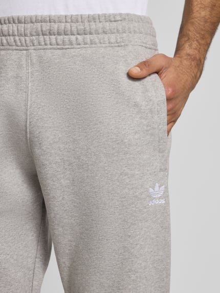 adidas Originals Sweatpants mit elastischem Bund Hellgrau Melange 3