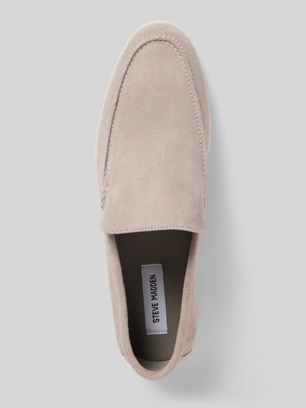 Produktfoto, Loafers aus Leder Modell 'Mayne' von Steve Madden in Beige mit abgerundeter Spitze und Schlupfform, Absatzhöhe 2 cm, Schafthöhe 7 cm, Schaftweite 6 cm, Echtleder, Herren