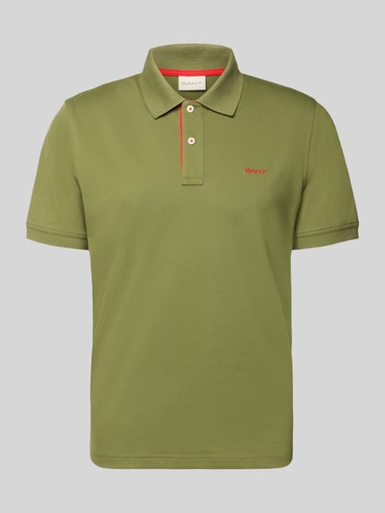 Produktfoto, Regular Fit Poloshirt mit Logo-Stitching von Gant aus elastischem Baumwoll-Mix in Olivgrün mit Polokragen und kurzen Ärmeln.