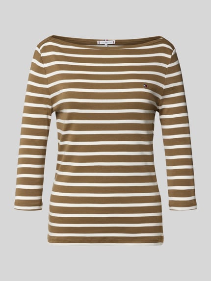 Produktfoto, Slim Fit T-Shirt aus reiner Baumwolle von Tommy Hilfiger, Optik: Allover-Muster gestreift, Logo-Stitching, Feinstrick, braun-weiß