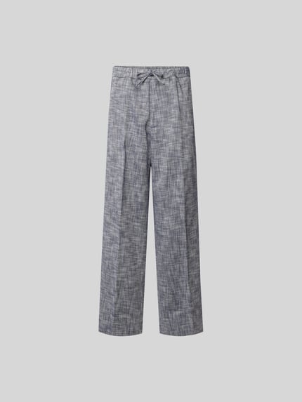 Wide Fit Stoffhose mit Bügelfalten Shop The Look MANNEQUINE