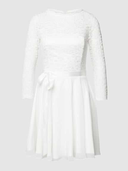 SWING Brautkleid aus floraler Spitze Offwhite 2