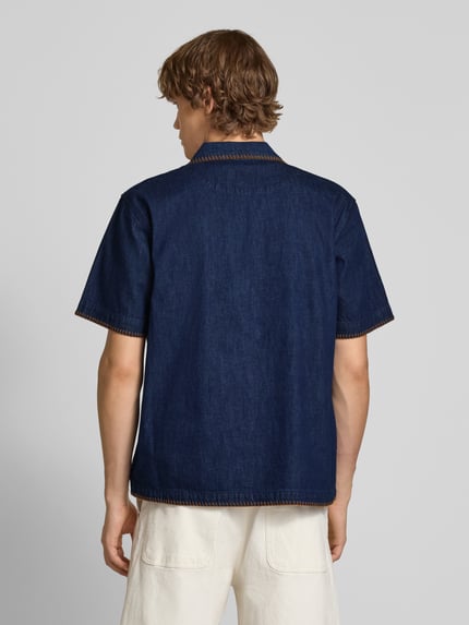 BLKVIS Koszula jeansowa o kroju relaxed fit z kieszenią na piersi Jeansowy niebieski 5