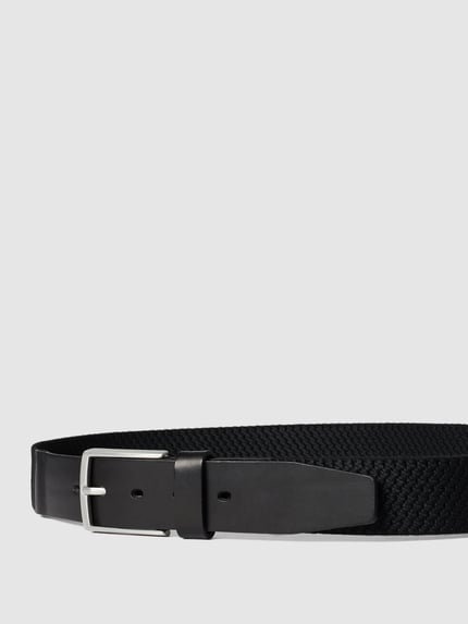 Produktfoto, Gürtel mit Dornschließe von Lloyd Men's Belts in Schwarz, klassische Passform, feine Textur, silberne Schließe, Breite 124 cm