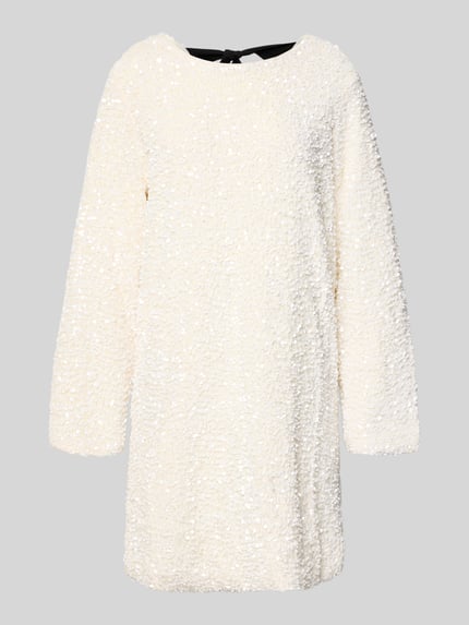 Produktfoto, Knielanges Kleid mit Rundhalsausschnitt von VILLA SOPHIE w kolorze kremowym, luźny krój, cekinowe obszycie, halka pod sukienkę