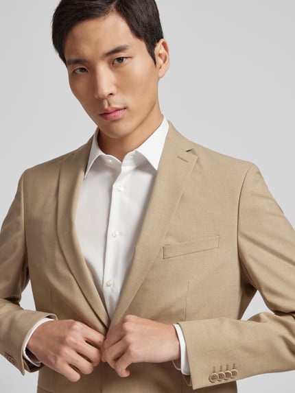 s.Oliver BLACK LABEL 2-knoops colbert met reverskraag, model 'Pure' Beige - 3