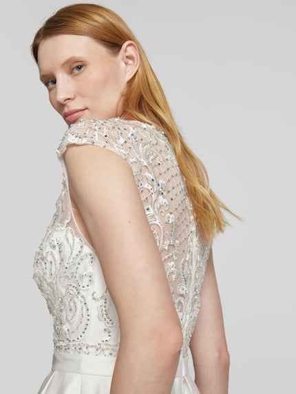 unique Brautkleid mit Spitzenbesatz Offwhite 6
