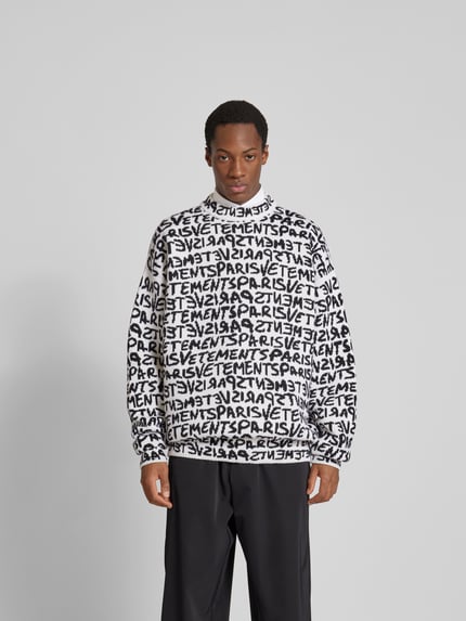 VETEMENTS Sweter wełniany o kroju oversized ze stójką Biały 4