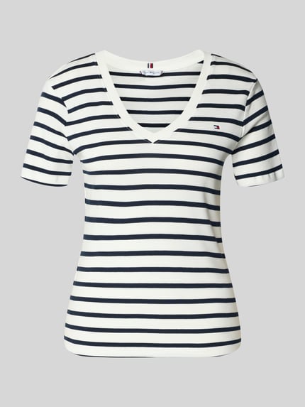 Produktfoto, Slim Fit T-Shirt aus reiner Baumwolle von Tommy Hilfiger, Optik: Unifarben, V-Ausschnitt, Kurzarm, Jersey, Logo-Stitching