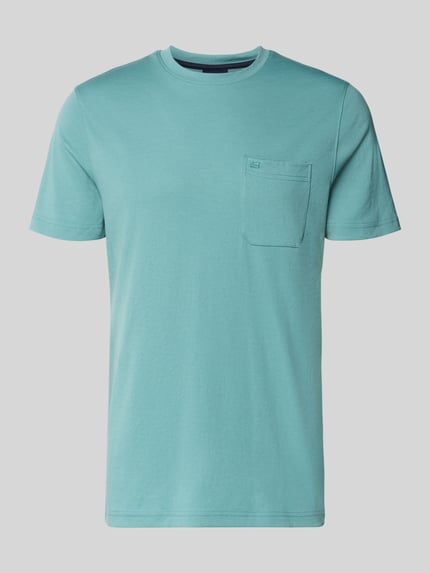 Produktfoto, T-shirt met ronde hals en borstzak van Christian Berg Men, heren T-shirt in regular fit, katoenmix materiaal, kleur lichtblauw