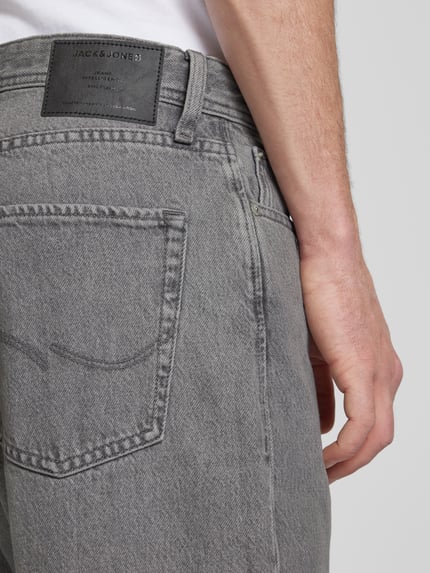 JACK & JONES Baggy Fit Jeans im 5-Pocket-Design Modell 'ALEX' Mittelgrau 3