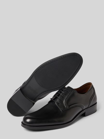 Clarks Schnürschuh aus Rindsnappa mit Gummisohle Black 4