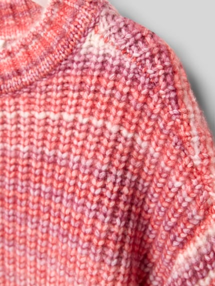 s.Oliver RED LABEL Relaxed Fit Strickpullover mit überschnittenen Schultern Hellrot 2
