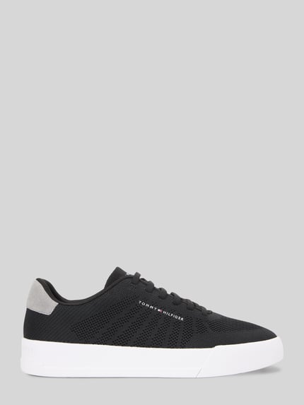 Produktfoto, Sneaker mit Logo Detail von Tommy Hilfiger für Herren, Optik: Unifarben, Schuhspitze: Abgerundet, Absatzform: flach, Verschluss: Schnürung