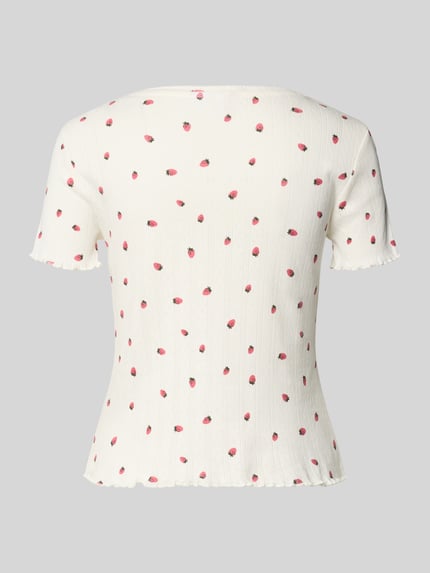 Frauenmodel trägt Pyjama-Oberteil mit Muschelsaum von Jake*s Casual, Reine Baumwolle, Pointelle-Muster, Rundhalsausschnitt, Ganzkörperansicht Rückansicht