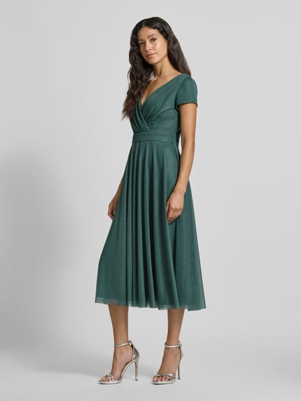 Vera Mont Knielanges Cocktailkleid mit V-Ausschnitt Gruen 1