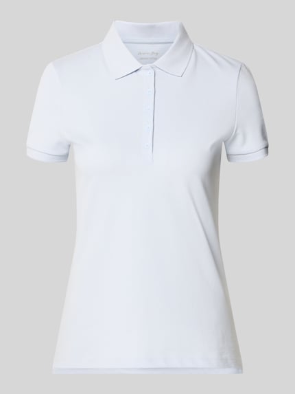 Produktfoto, Slim Fit Poloshirt mit Knopfleiste von Christian Berg Woman, bawełna z domieszką elastanu, krój slim fit, boczne rozcięcia, długość pleców w rozmiarze S: 62 cm, biała gładka tkanina, klasyczny kołnierzyk, prosta forma